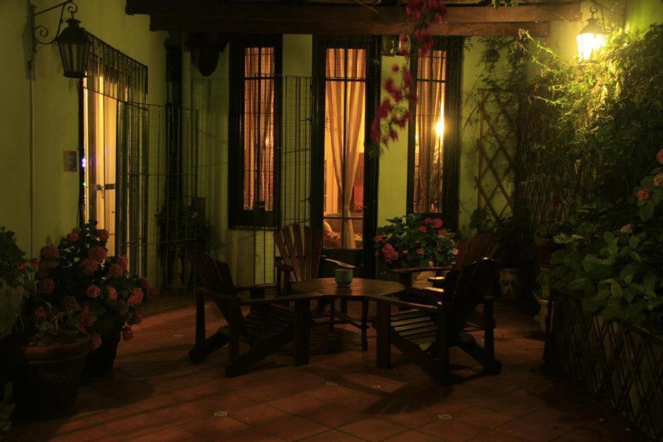 Ukelele Hostel Montevideo Exterior foto