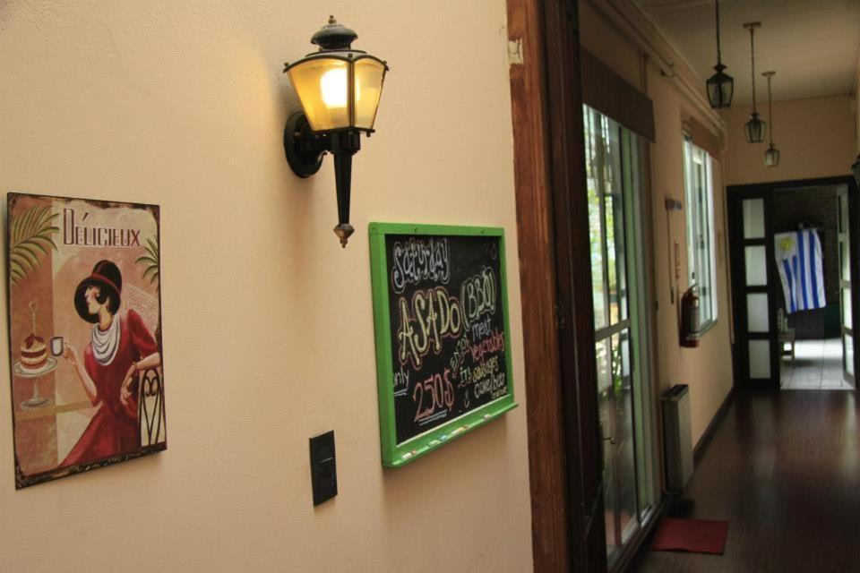 Ukelele Hostel Montevideo Exterior foto
